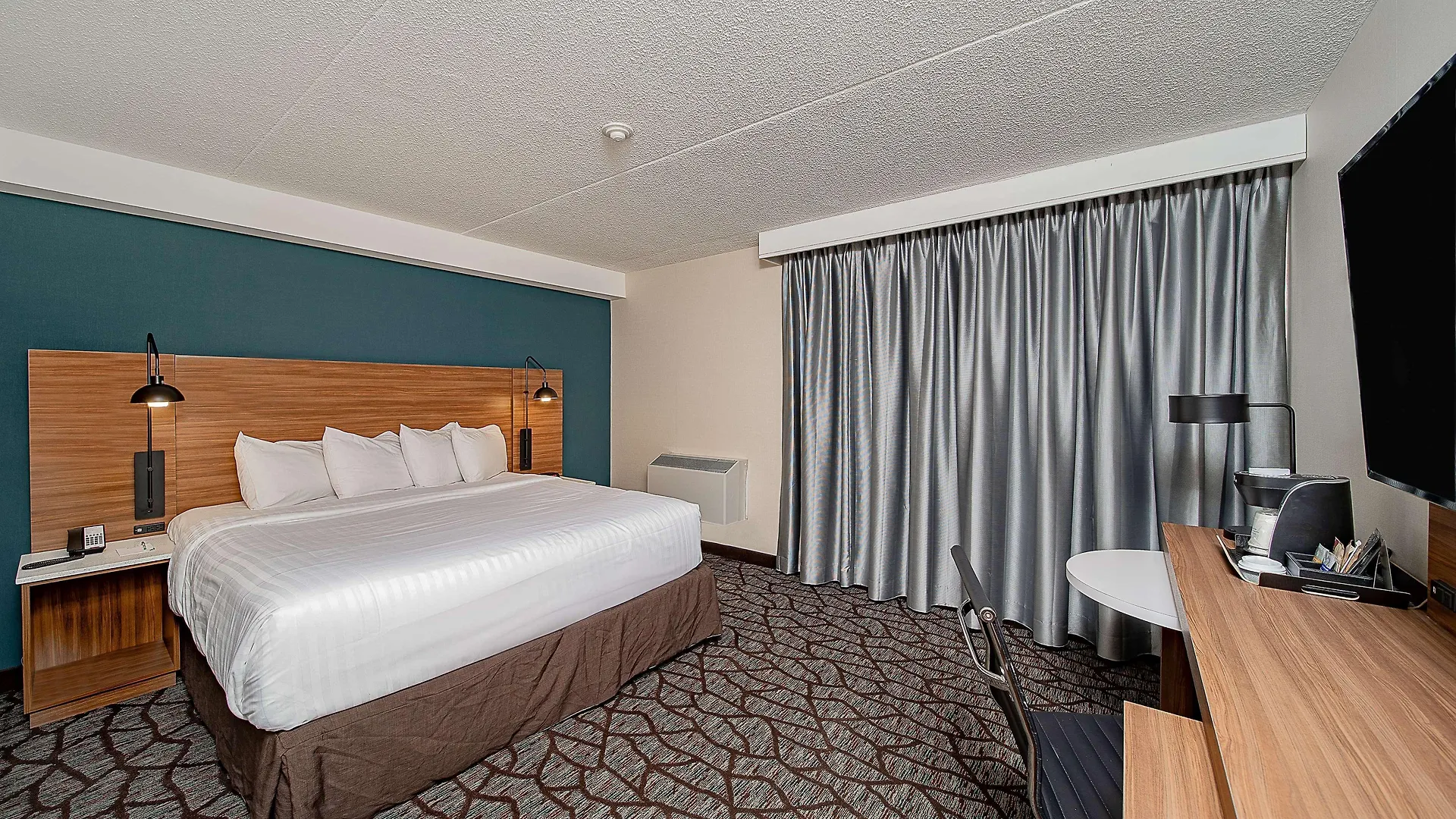 Wyndham Garden Niagara Falls Fallsview
