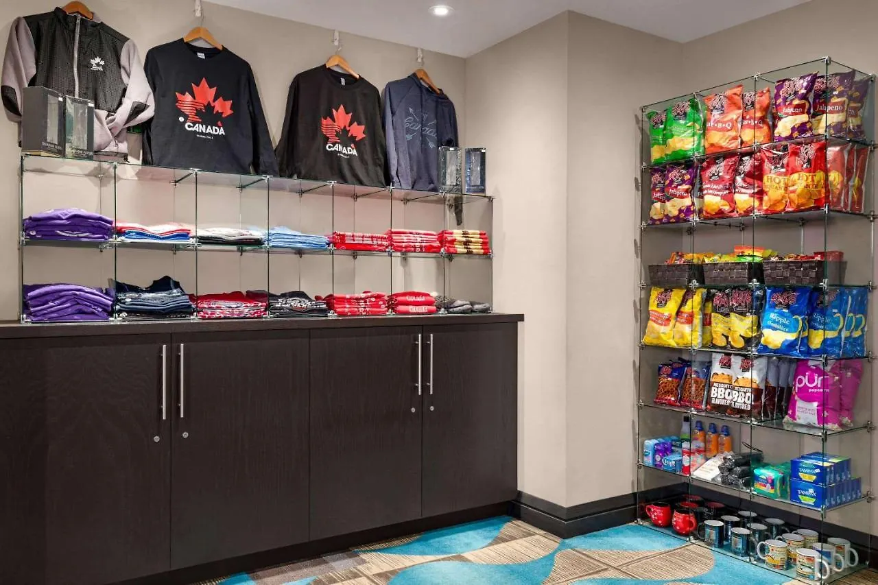 Hotel Wyndham Garden Niagara Falls Fallsview
