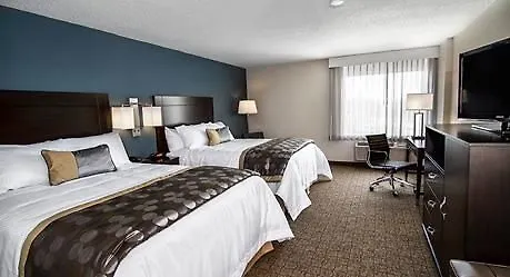 Wyndham Garden Niagara Falls Fallsview Hotel